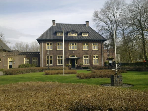 225.jpg